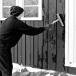 Дом и сад - Person using hacks to renovate cotta