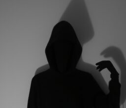 Тайны и загадки - Shadowy figure controlling societys fa