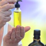 Красота и стиль - Woman applying natural oil products ab